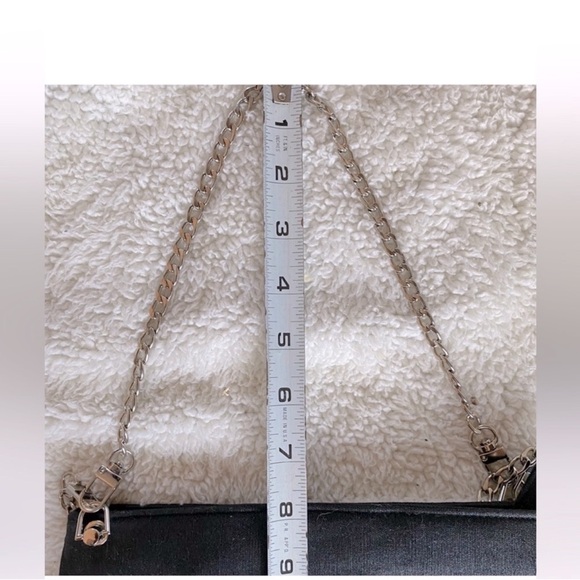 Yves Saint Laurent VIP Gift Black Satin Clutch with Converted Crossbody Chain - Picture 7 of 11